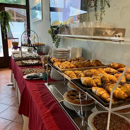 ホテル Cosmera サヴィリアーノ