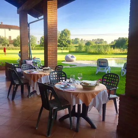 Cosmera Hotel