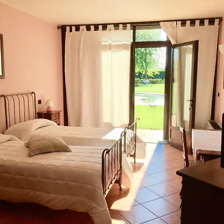 ホテル Cosmera サヴィリアーノ